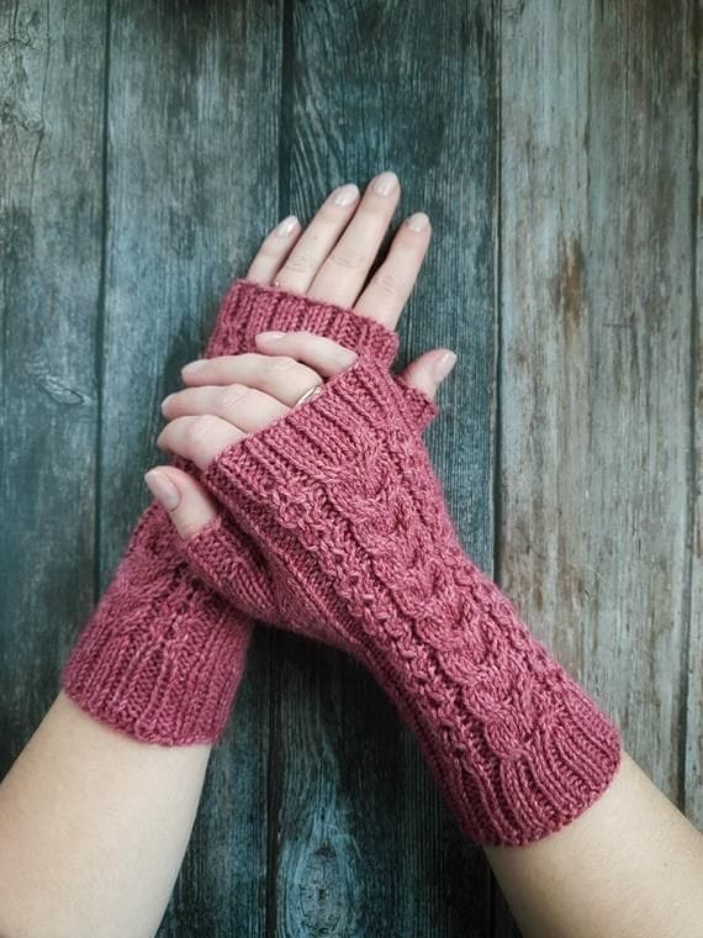 Knit Fingerless Gloves